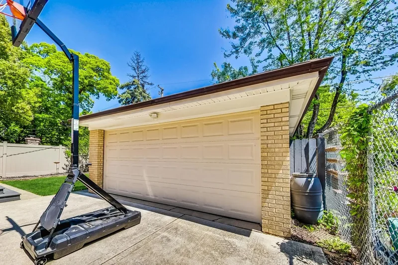 1807 N 79th Avenue, Elmwood Park, Illinois, United States. - Photo 61