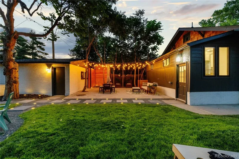 2541 Elm Street, Denver, Colorado, United States. - Photo 31