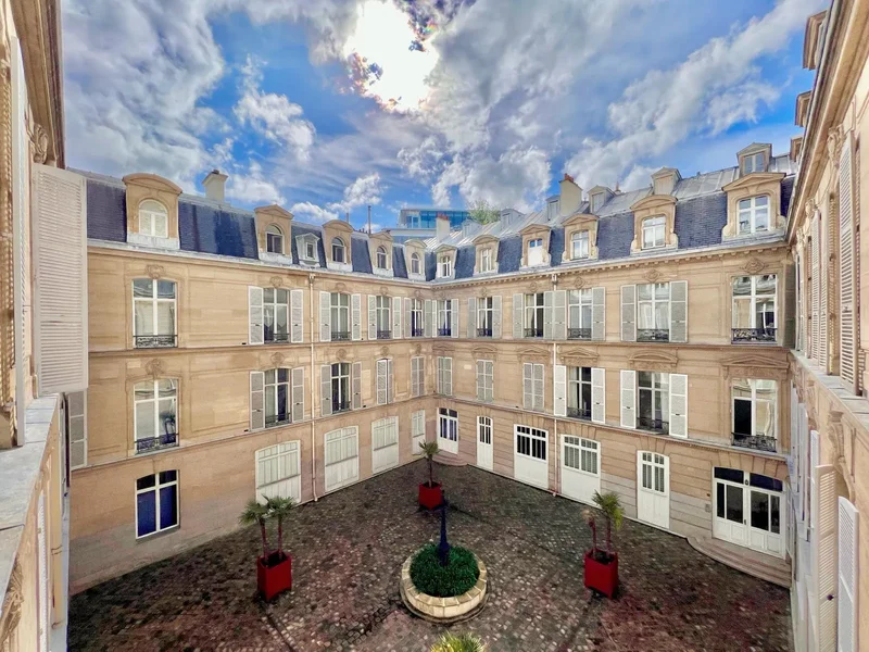 Triangle d’or, Paris, Île-de-France, France. - Photo 9