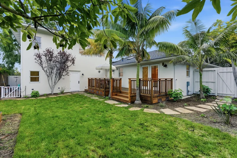 220 Santa Rosa Place, Santa Barbara, California, United States. - Photo 29