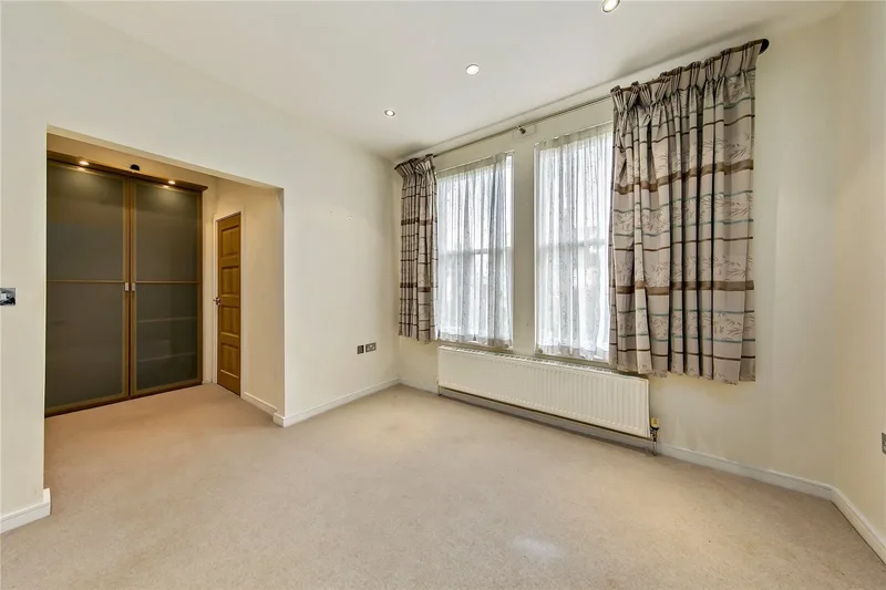 Sandycombe Road, Kew, TW9, Richmond, England, United Kingdom. - Photo 3