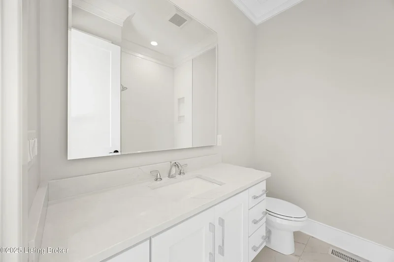6511 Rosecliff Ct, Prospect, KY 40059, Prospect, Kentucky, United States. - Photo 46