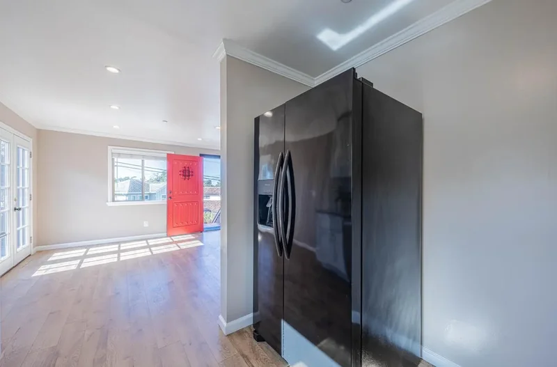 1113 Presidio Boulevard, Pacific Grove, California, United States. - Photo 5