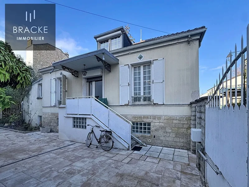 1930 Detached House with Outbuilding ? 387 m² Plot ?- Great Potential