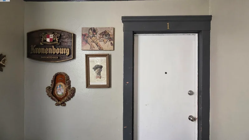 3451 22nd St, San Francisco, California, United States. - Photo 9