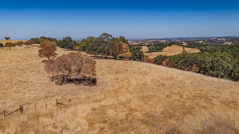 13450 Heritage Oaks Drive , Sutter Creek, CA 95685, Sutter Creek, California, United States. - Photo 30