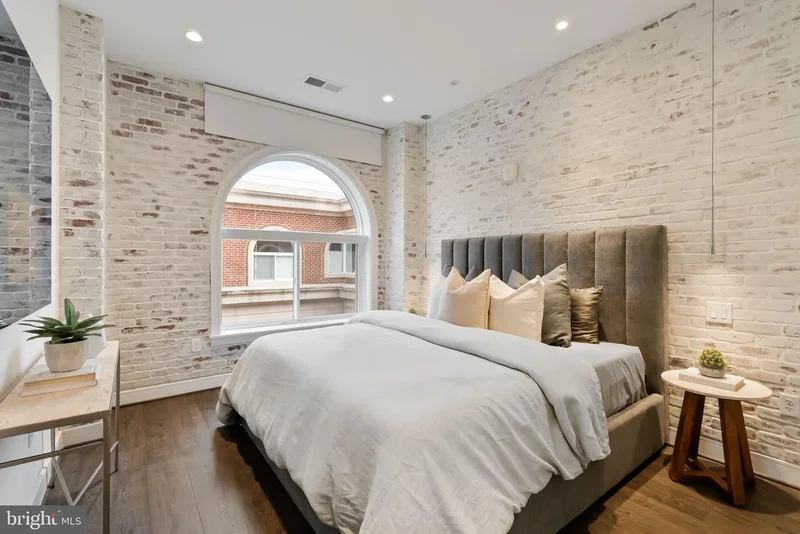 625 SLATERS LN, Alexandria, Virginia, United States. - Photo 46