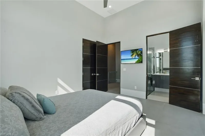 3050, Fort Myers Beach, Florida, United States. - Photo 45