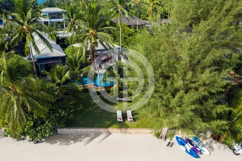 ABSOLUT BEACHFRONT VILLA AND PANORAMIC SEA VIEW