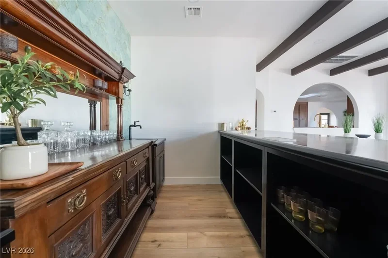 6465 Edna Avenue, Las Vegas, Nevada, United States. - Photo 28
