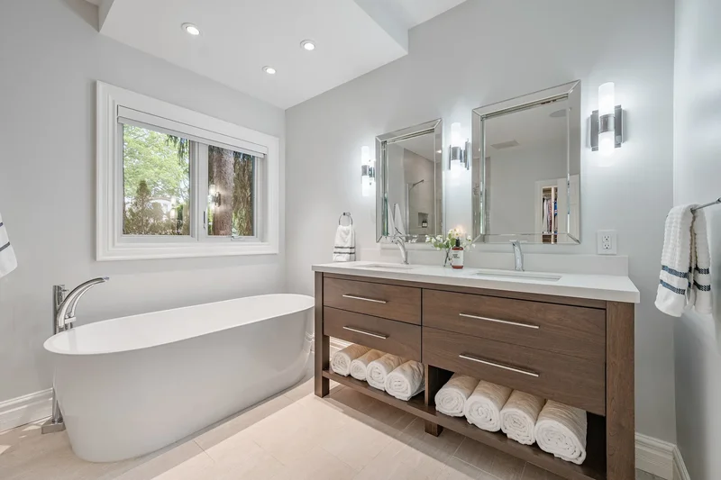 4169 Lakeshore Road, Burlington, ON L7L1A5, Burlington, Ontario, Canada. - Photo 56
