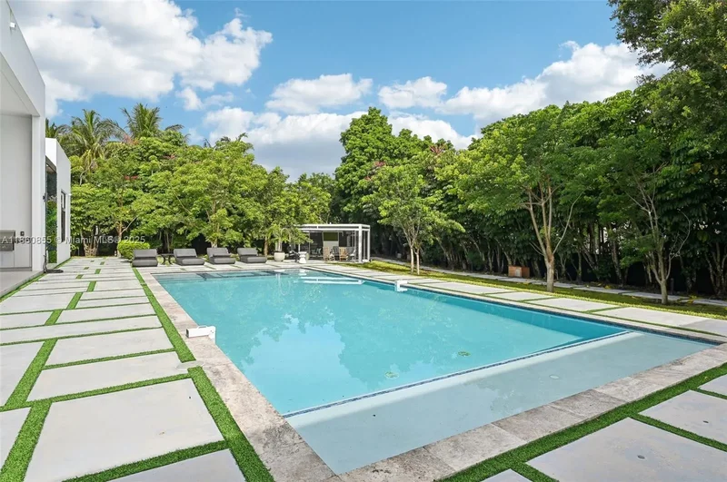 6175 SW 128th St, Coral Gables, Florida, United States. - Photo 41