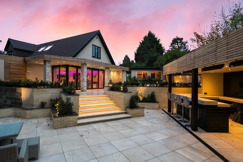 ASHWOOD, Warlingham, England, United Kingdom. - Photo 7
