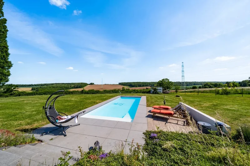 Nandrin, Wallonia, Belgium. - Photo 13