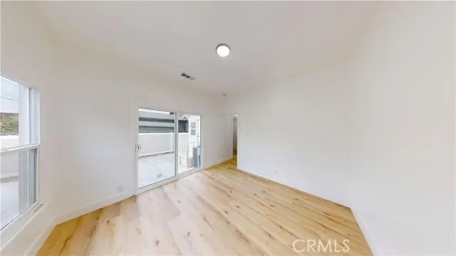 2249 W 30th Street, Los Angeles, CA 90018, Los Angeles, California, United States. - Photo 22