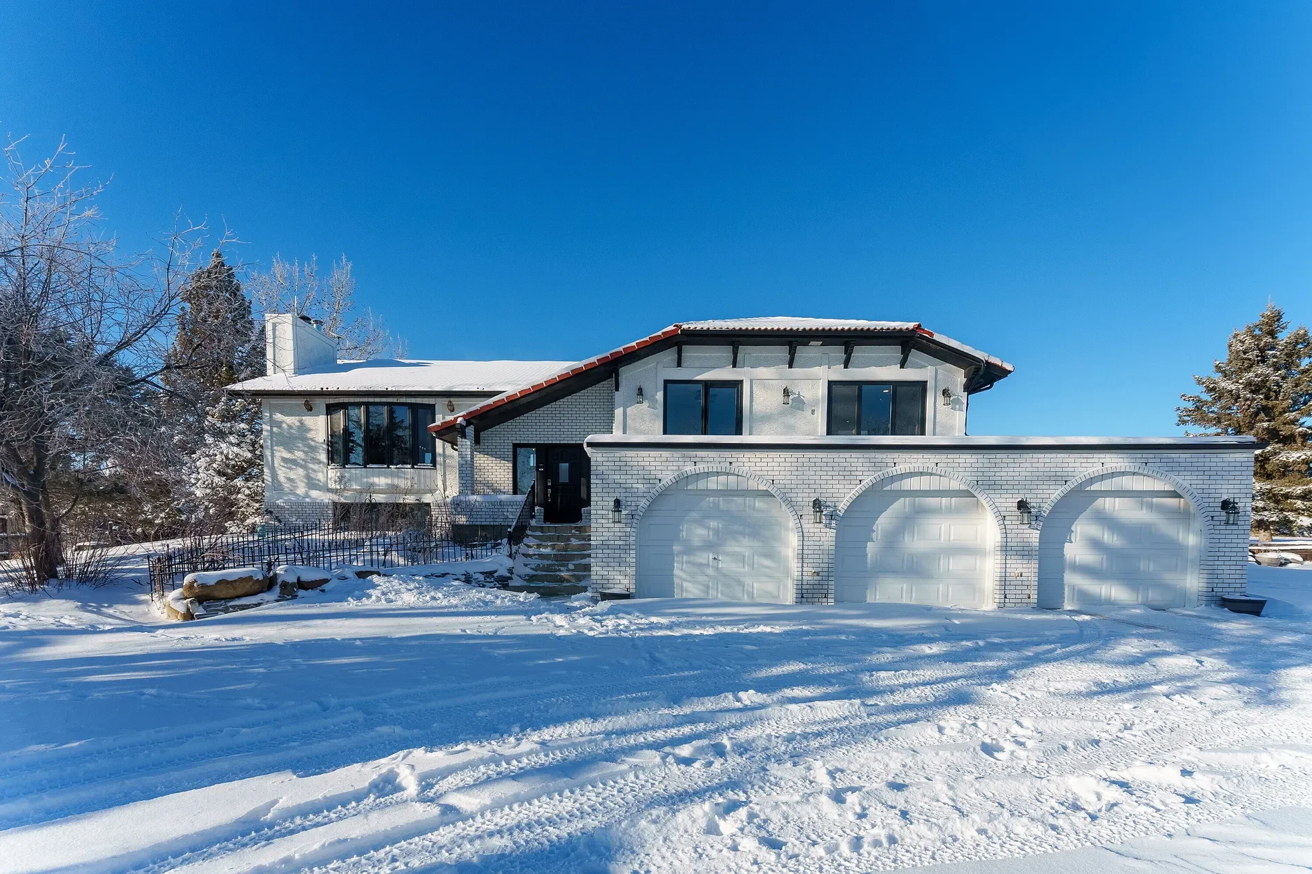 Exterior photo 12