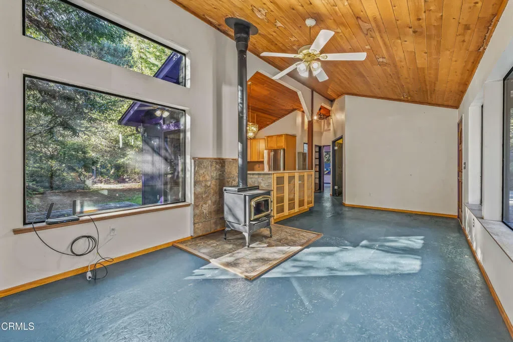 31631 Pearl Drive, Fort Bragg, California, United States. - Photo 1