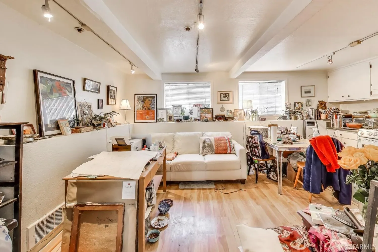 Gallery photo 8