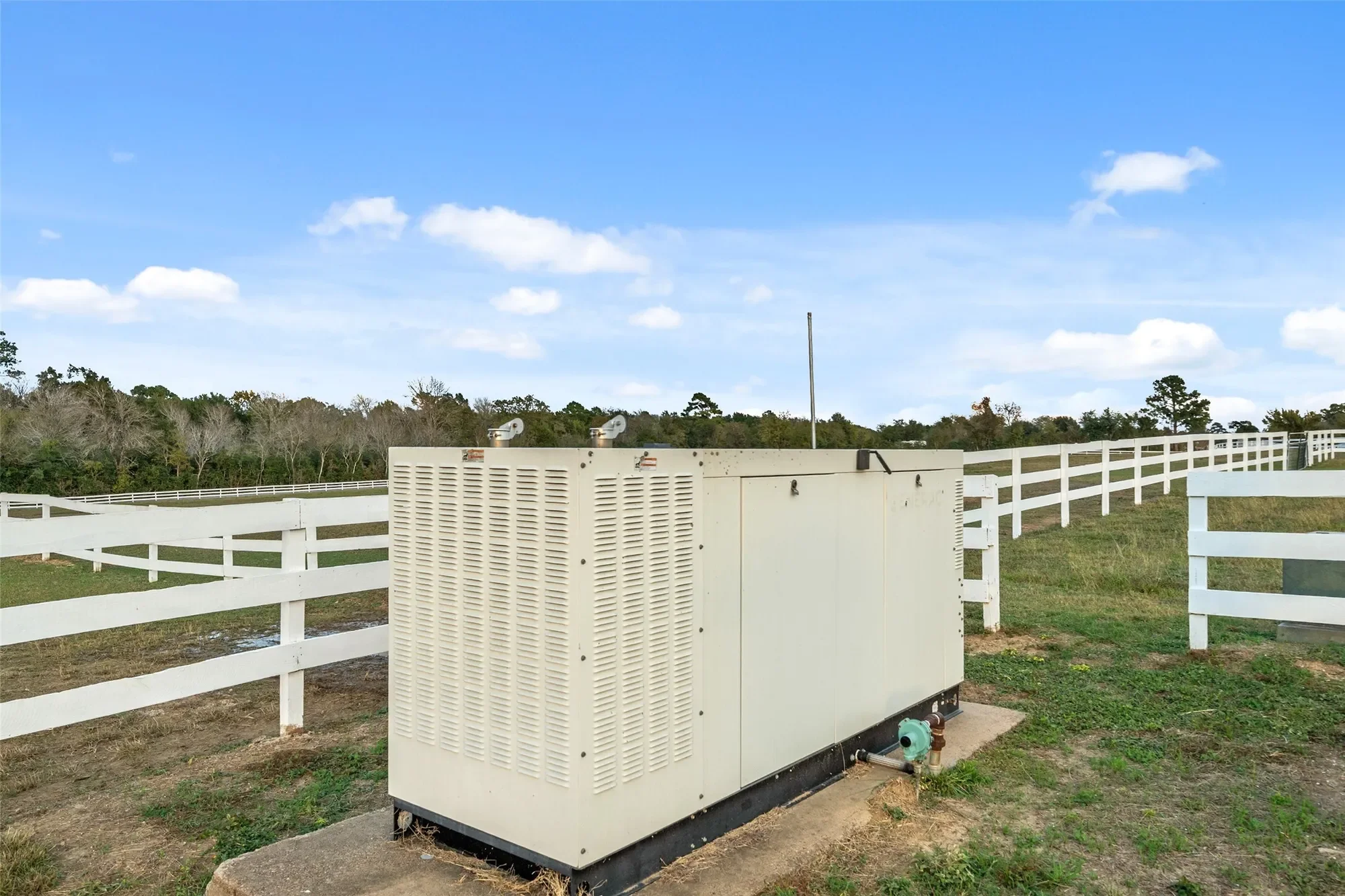 23981 Old Dobbin Plantersville Road, Montgomery, TX 77316, Montgomery, Texas, United States. - Photo 36
