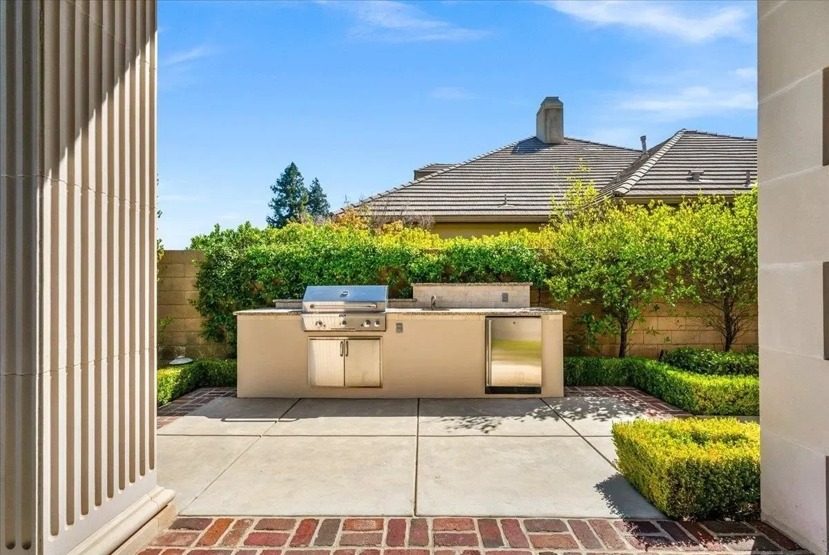 11350 Glencastle Way N, Fresno, CA 93730, Fresno, California, United States. - Photo 68
