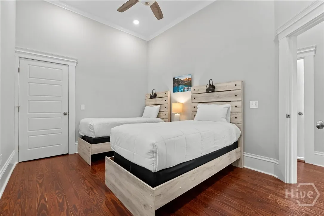 407 W 35th Street, Savannah, Georgia, United States. - Photo 26
