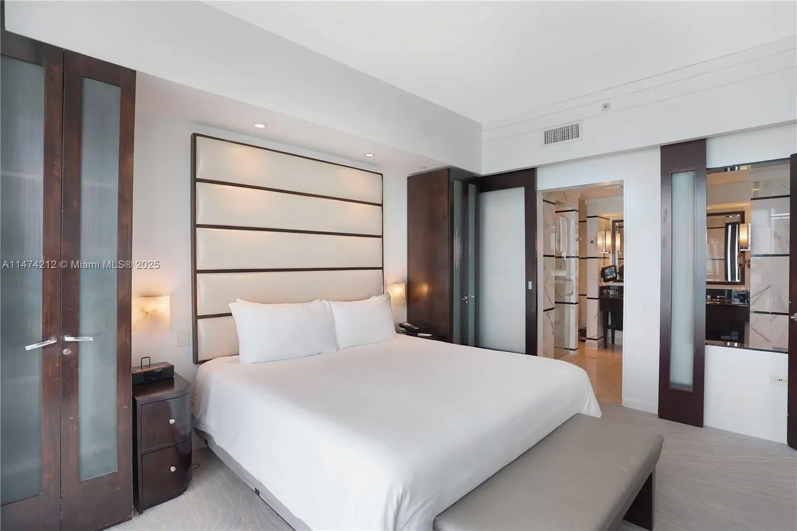 4391 Collins Ave 709, Miami Beach, Florida, United States. - Photo 16