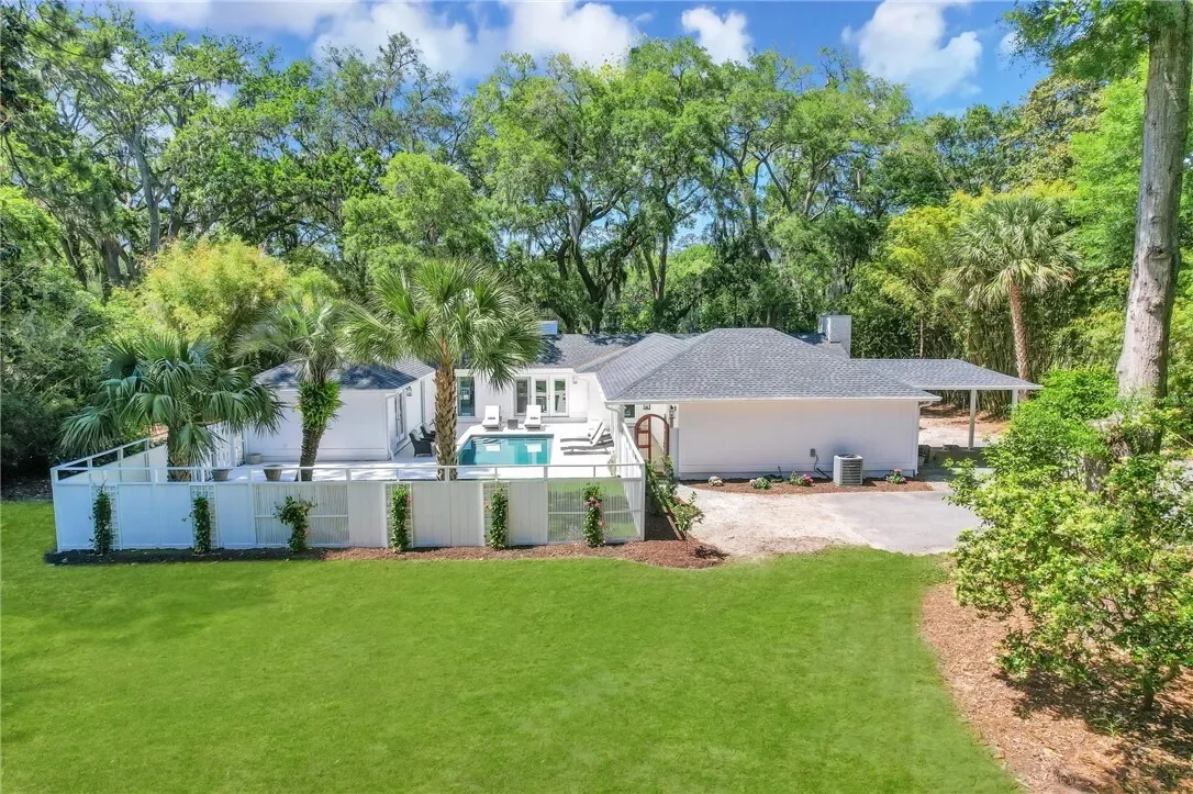 121 Colonial Drive, St Simons Island, GA 31522, St. Simons, Georgia, United States. - Photo 33