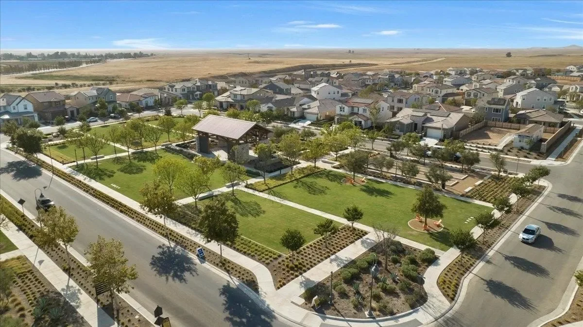 1023 Beaver Pond Loop, Madera, CA 93636, Madera, California, United States. - Photo 58