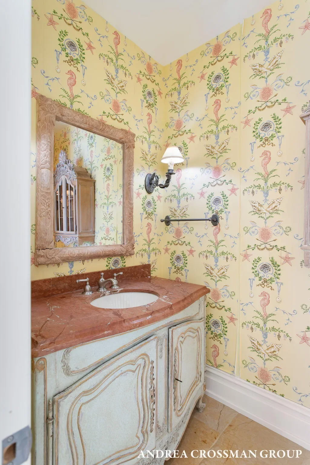 1933 South Shore Drive, Holland, MI 49423, Holland, Michigan, United States. - Photo 11