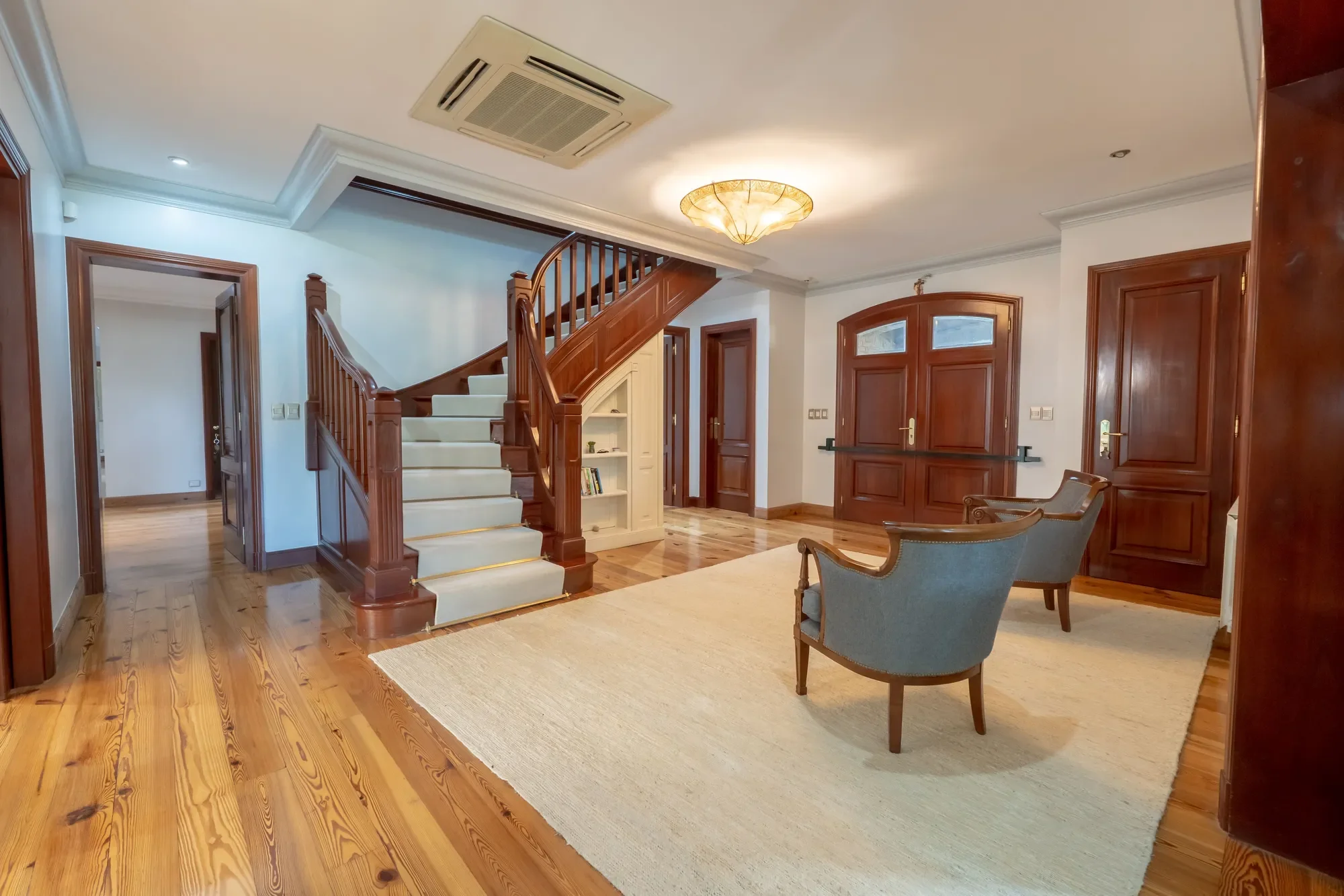 Gallery photo 12