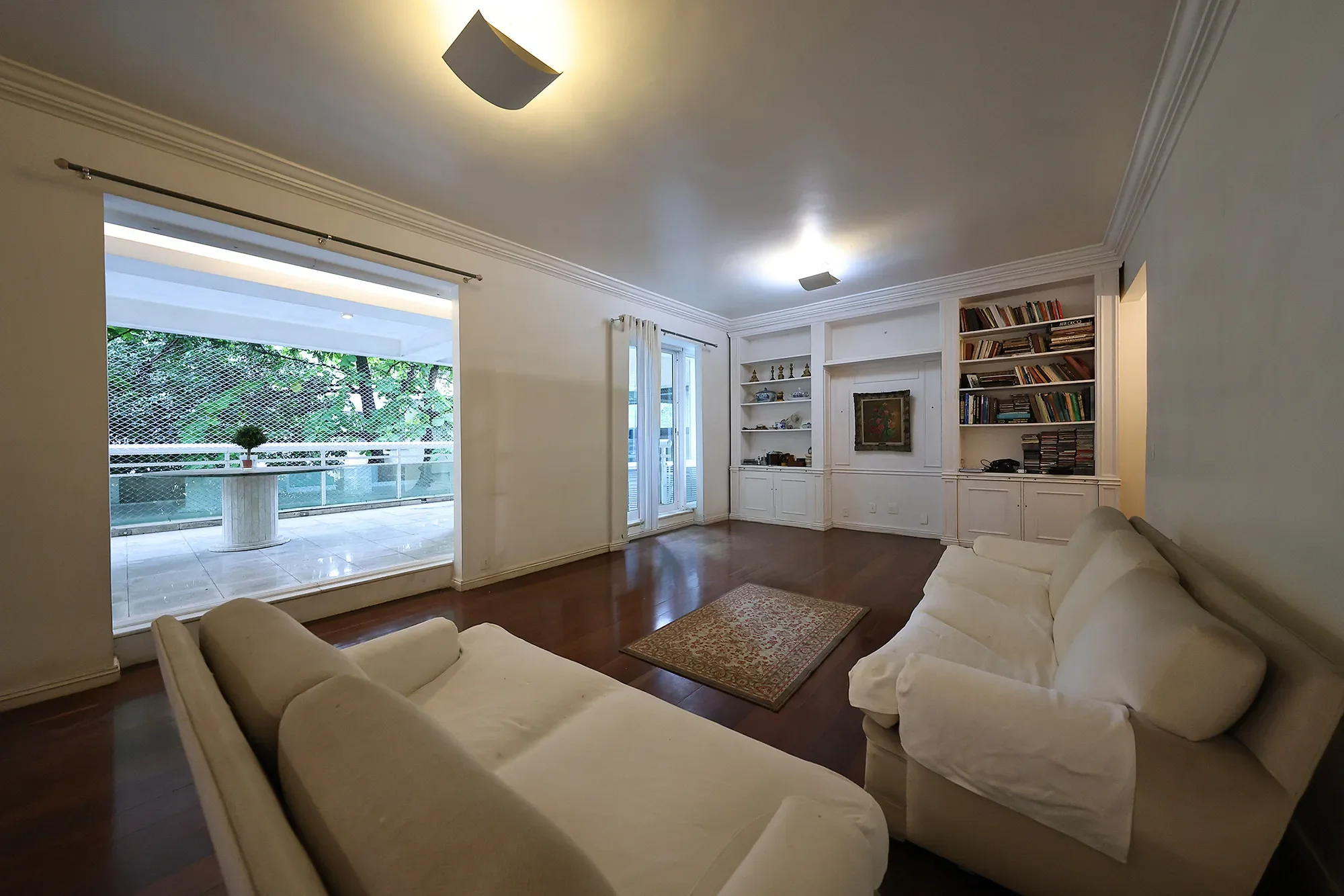 Gallery photo 6