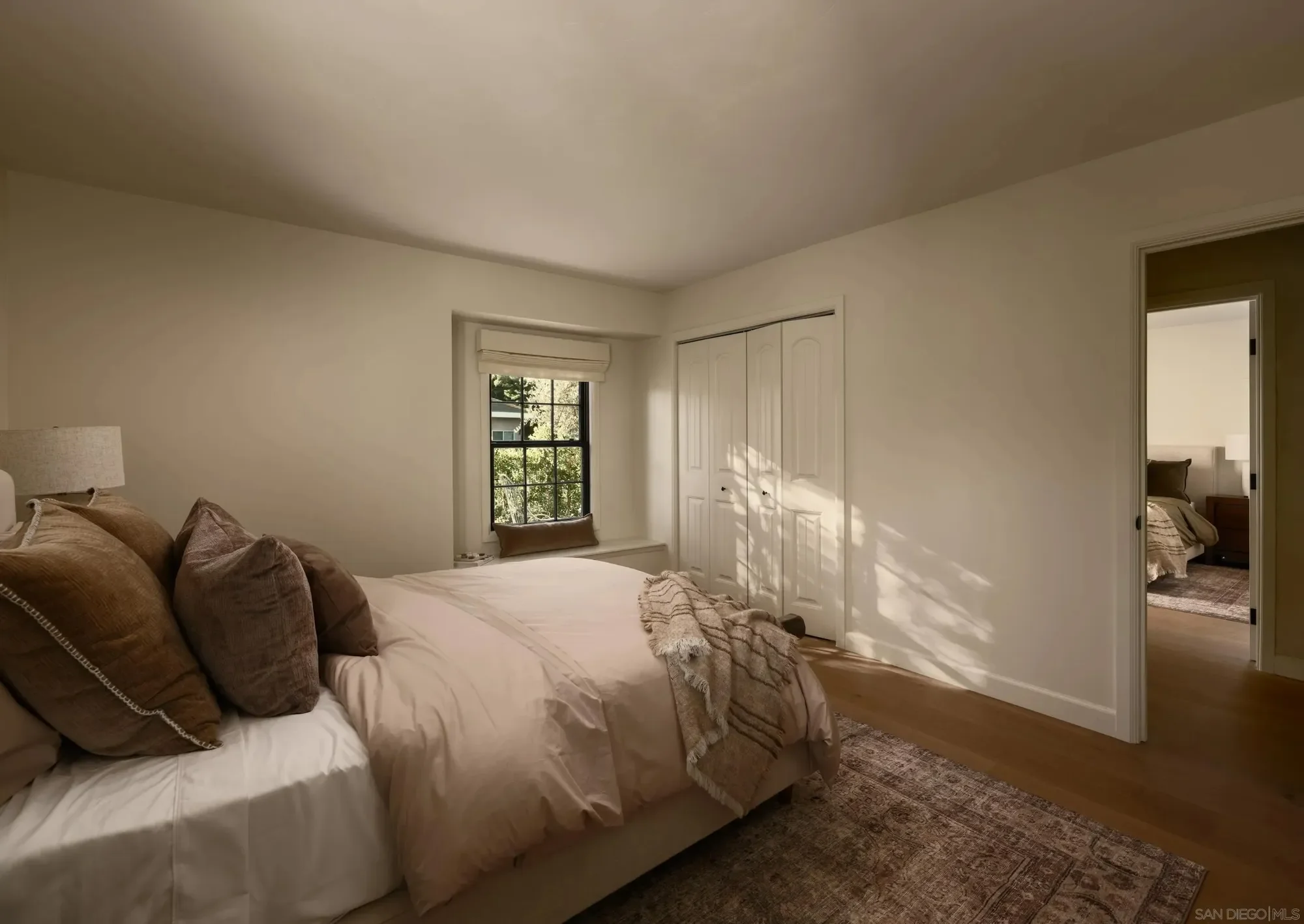 Gallery photo 10