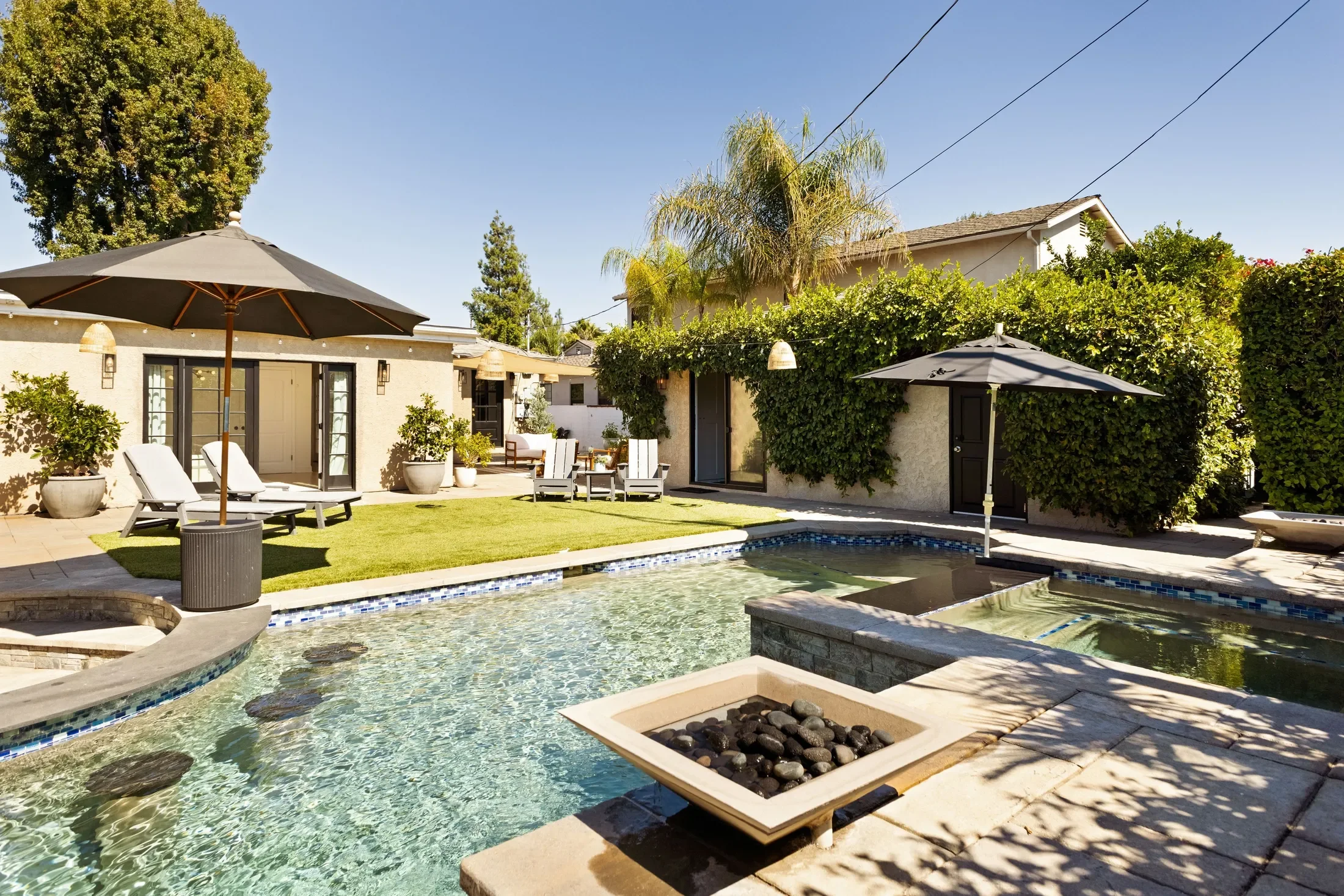 13128 Hartsook Street , Sherman Oaks, CA 91423, Los Angeles, California, United States. - Photo 10