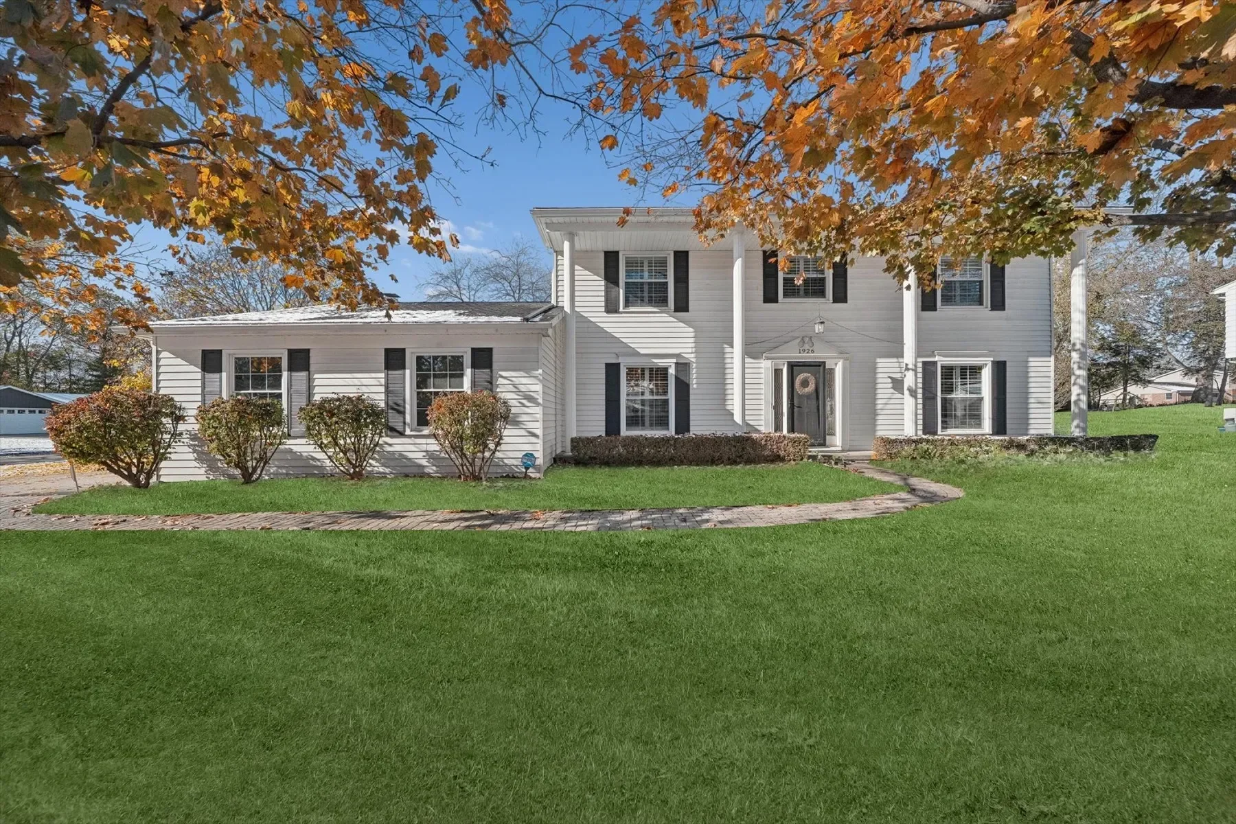 1926 Hickory Bark Lane, Bloomfield Hills, MI 48304, Bloomfield Hills, Michigan, United States. - Hero Image