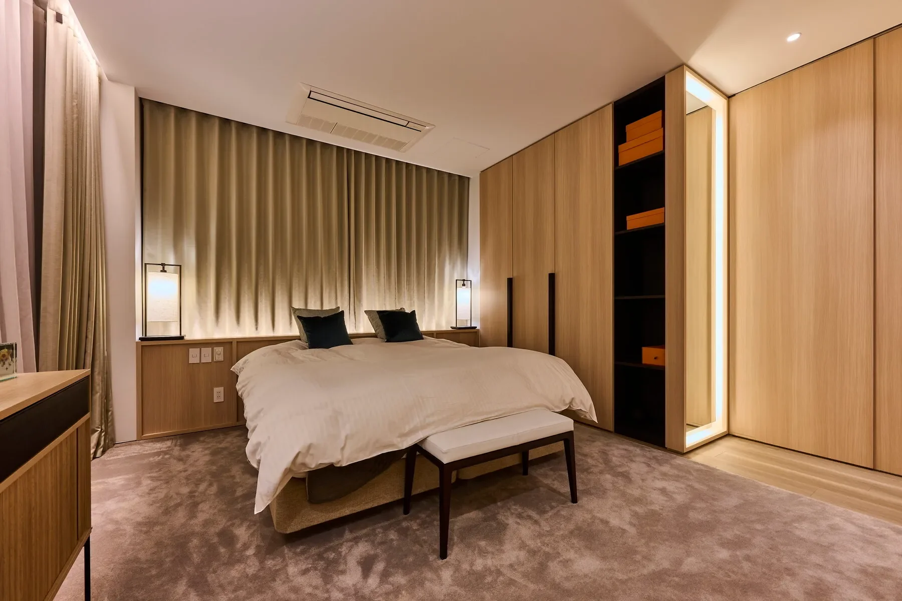 Gallery photo 12