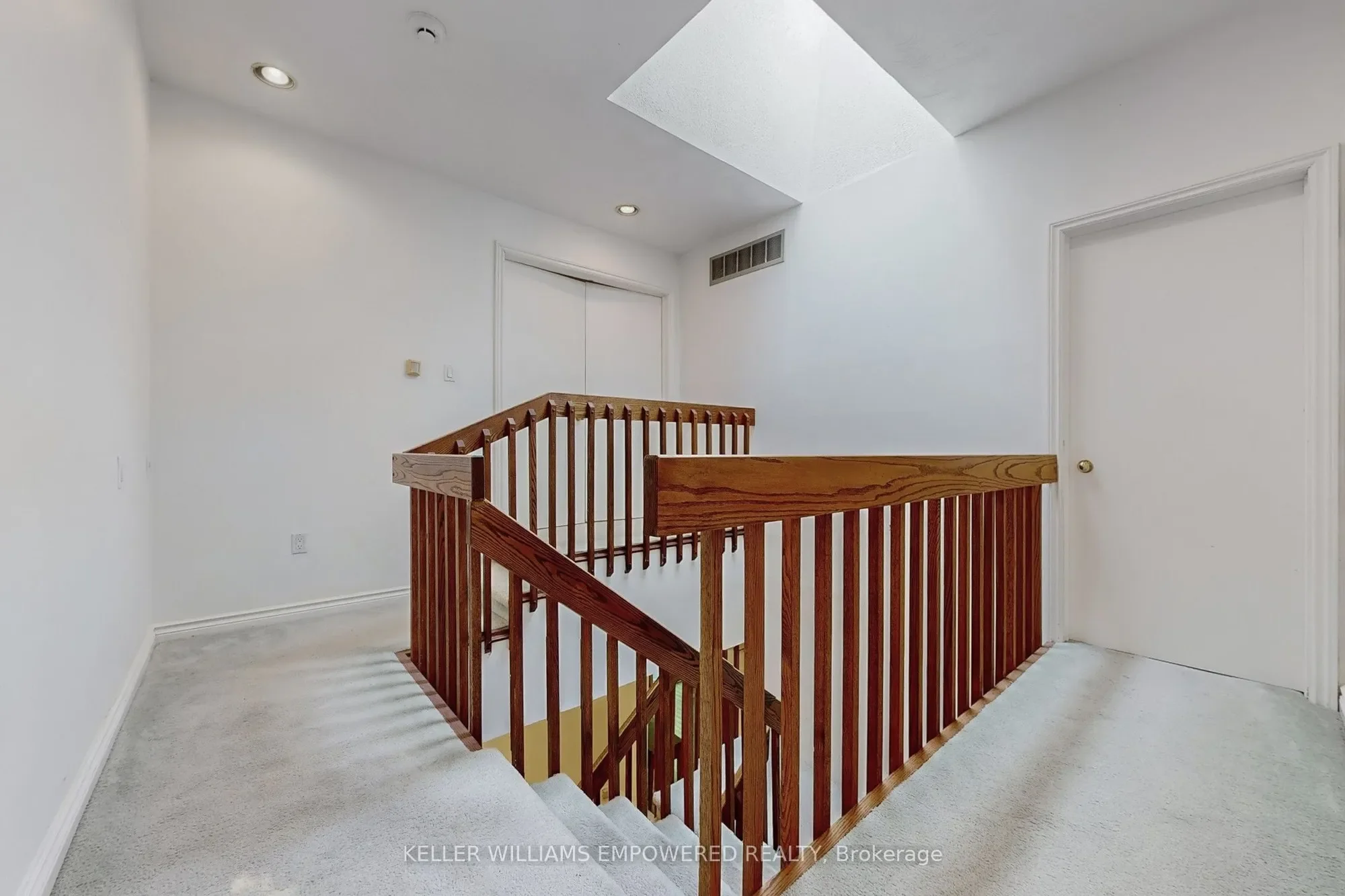 16 Bayview Park Lane, Richmond Hill, ON L4E 4K7, Gormley, Ontario, Canada. - Photo 29