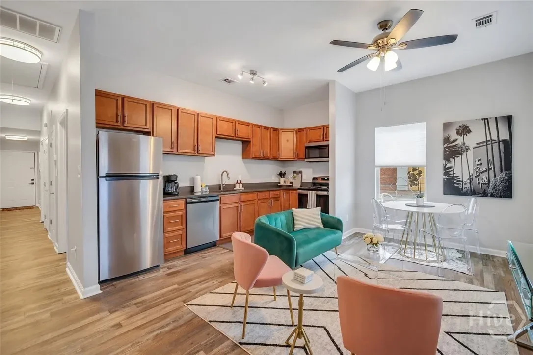 321 W 31st Street, Savannah, Georgia, United States. - Photo 17