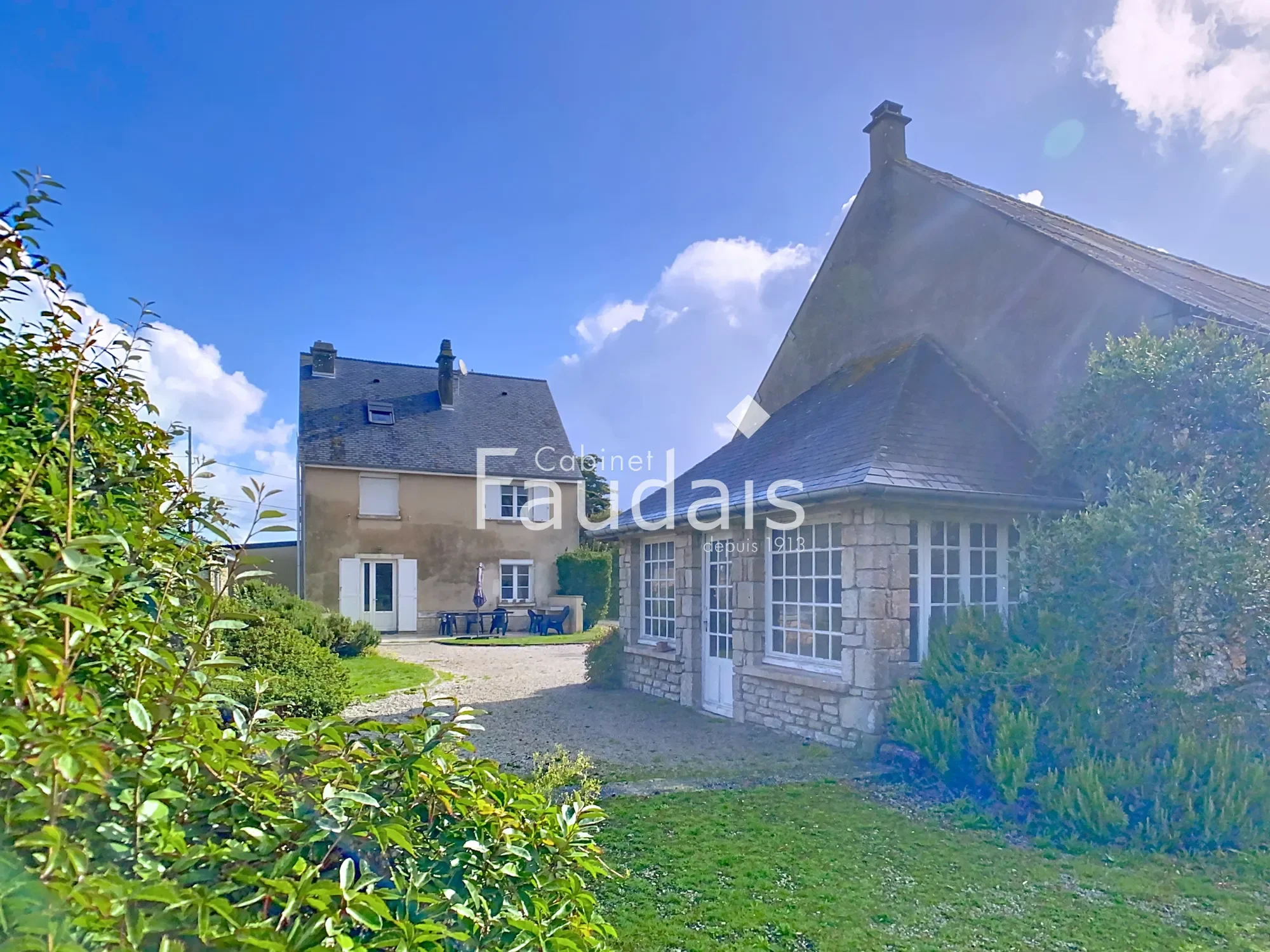 Saint-Pierre-du-Mont, Normandy, France. - Photo 9