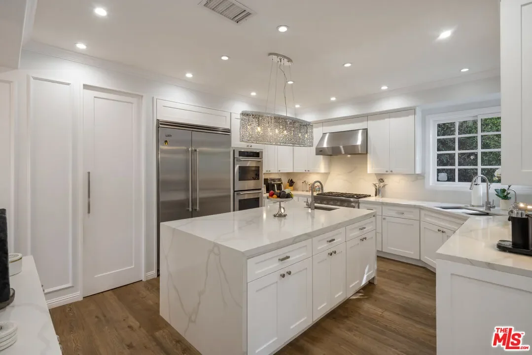 15916 Daniel Ln, Los Angeles, California, United States. - Photo 4