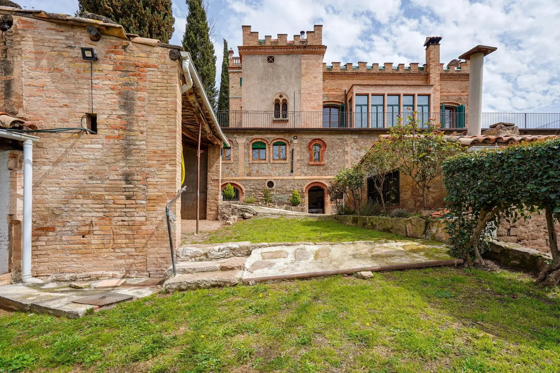 Sant Mateu de Bages, Catalonia, Spain. - Photo 15