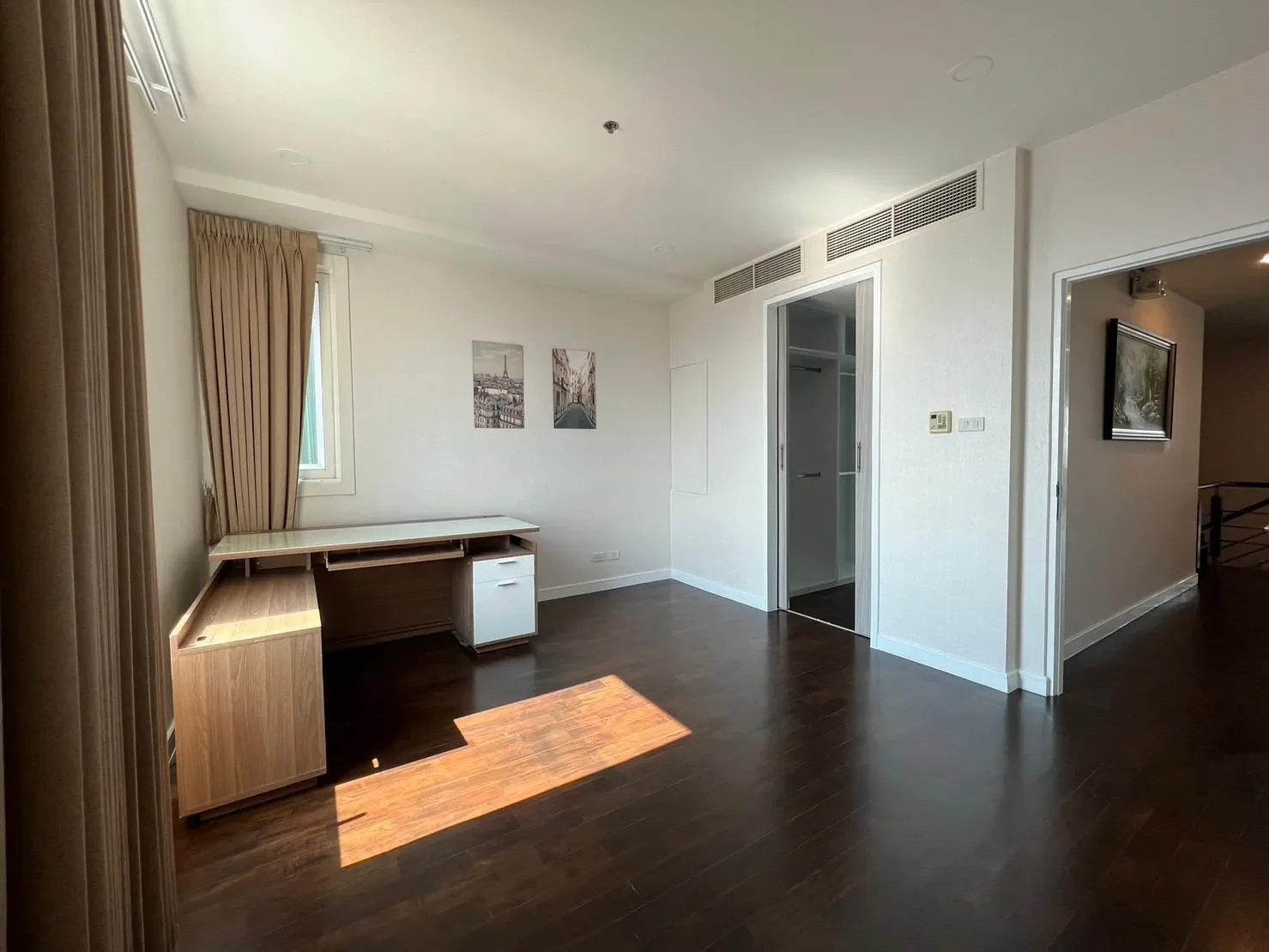 Gallery photo 11