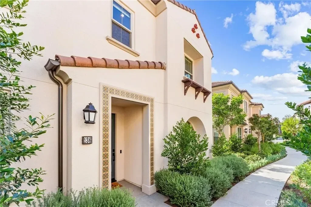 136 Newburry, Irvine, California, United States. - Photo 7