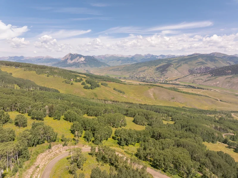 2555 Aspen Mountain Rd , Crested Butte, CO 81224, Crested Butte, Colorado, United States. - Photo 18