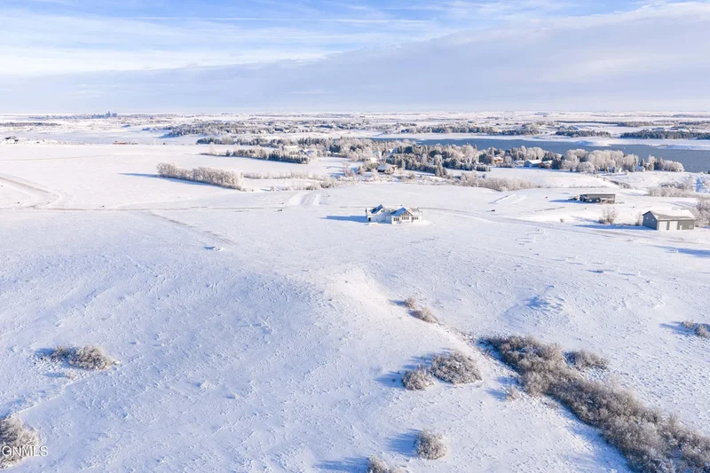 1265 42l Avenue Nw, Garrison, ND 58540, Garrison, North Dakota, United States. - Photo 153