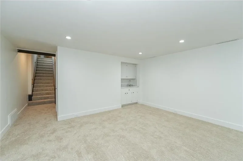 910 Folwell Drive SW, Rochester, MN, 55902, USA, Rochester, Minnesota, United States. - Photo 38