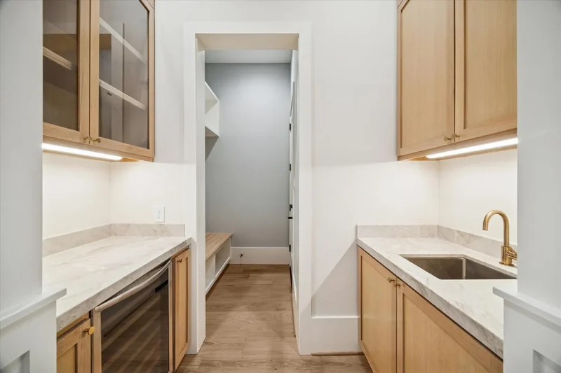 3855 Gramercy Street, Houston, Texas, United States. - Photo 10
