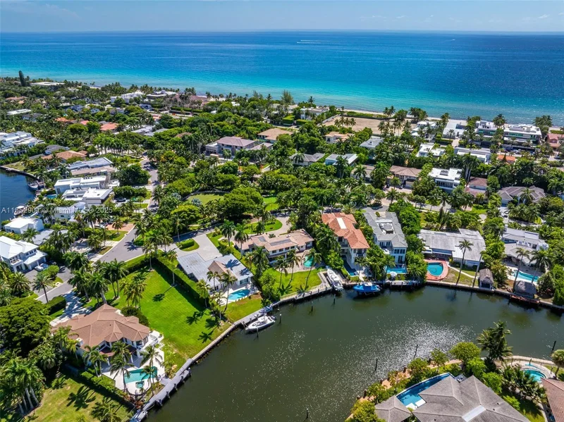 268 S Parkway, Golden Beach, Florida, United States. - Photo 42