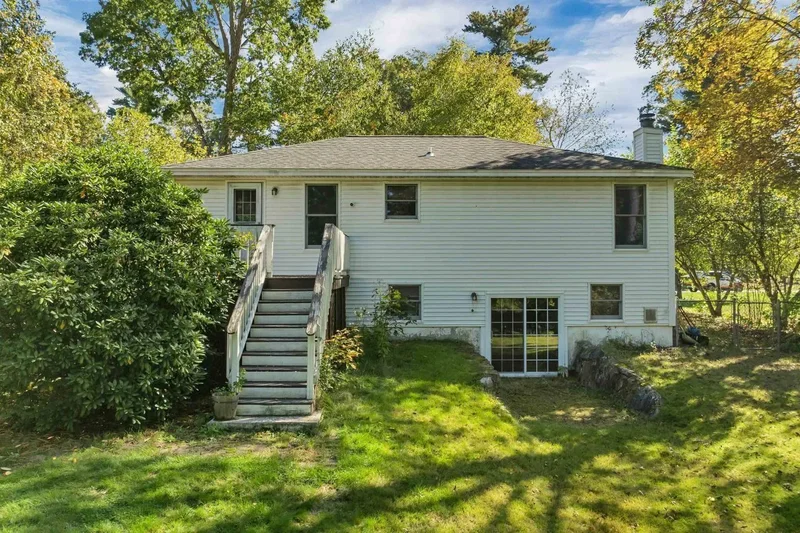 35 Fraser Drive, Salem, NH 03079, Salem, New Hampshire, United States. - Photo 11