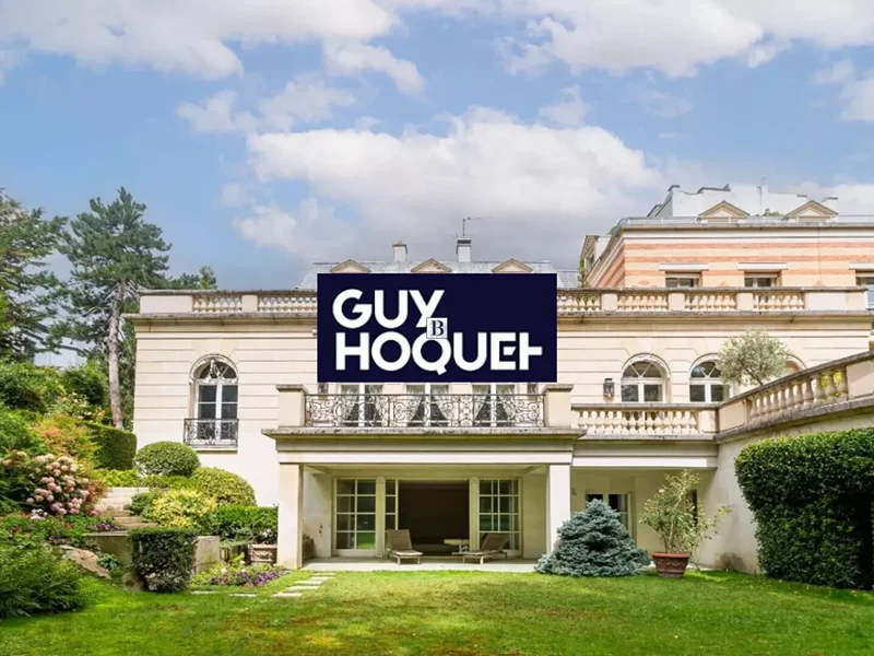 Paris House