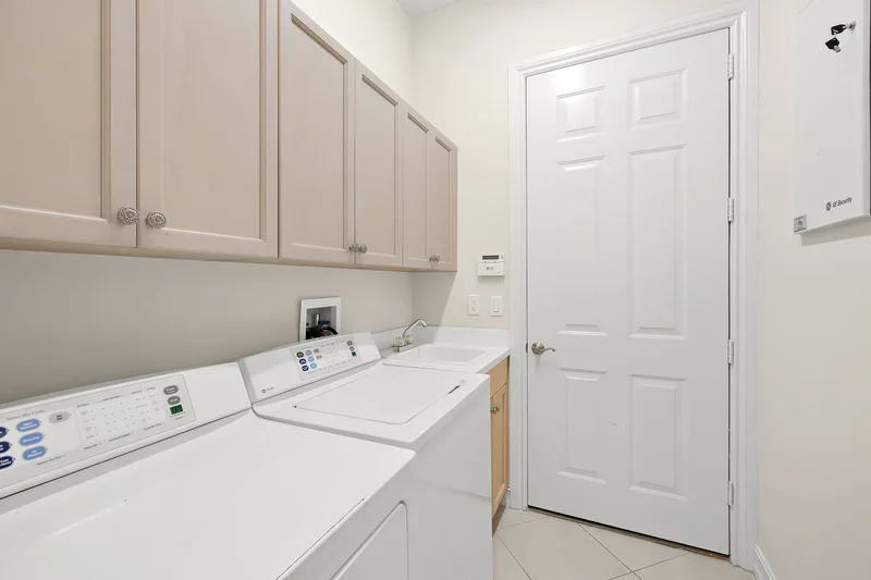8894 Shenendoah Circle, Naples, FL 34113, Naples, Florida, United States. - Photo 28
